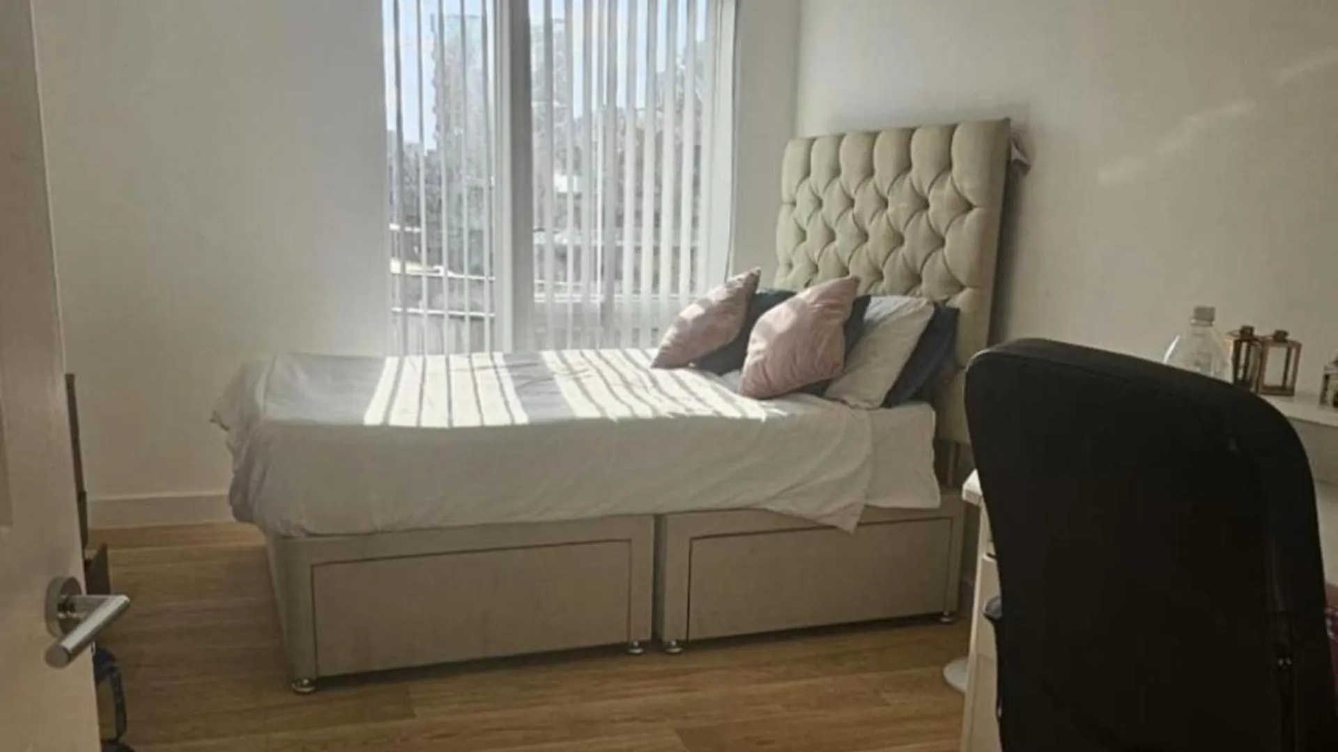 Stylish London Apartment Close To O2 And Riverside